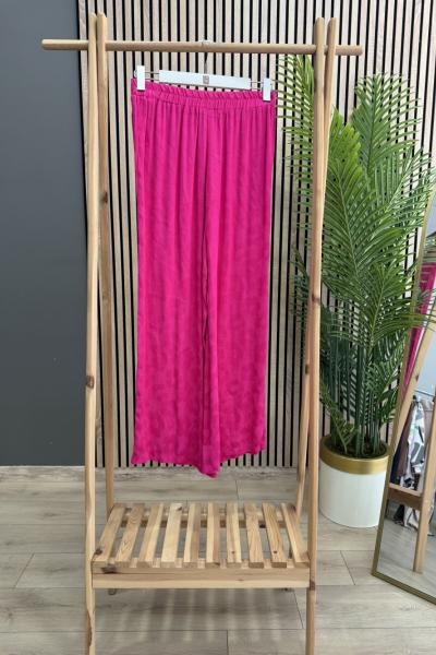 BM İstanbul Jakarlı Kendinden Desenli Pantolon Pembe